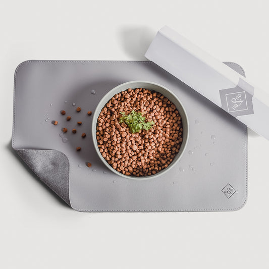 Tappetino Sottociotola in Ecopelle Vegana Colore  grigio – Antiscivolo e Idrorepellente per Cani e Gatti